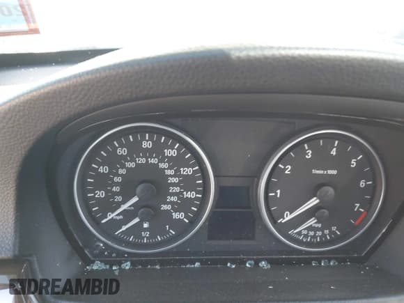 ✅ 2007 BMW 3 Series 328i • VIN: WBAVA37587NL10526 • Lot: 43607857. Wystawiony na IAAI z przebiegiem Nie podano. Bezpłatny archiwum sprzedaży aukcyjnych z USA i szczegółowy raport historii pojazdu na DreamBid. Zdjęcie 7.