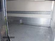 ✅ 2017 Chevrolet Express Cargo • VIN: 1GCWGAFF6H1291990 • Lot: 43514132. Wystawiony na IAAI z przebiegiem 255 669 mil. Bezpłatny archiwum sprzedaży aukcyjnych z USA i szczegółowy raport historii pojazdu na DreamBid. Zdjęcie 8.