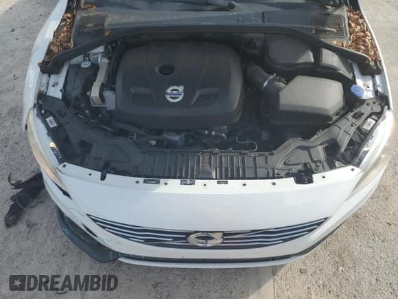 ✅ 2015 Volvo S60 T5 Drive-E Premier Plus • VIN: YV140MFC4F1306934 • Lot: 58289805. Listed on Copart with 91,728 mi. Free auction sales archive from the USA and detailed vehicle history report at DreamBid. Image 11.