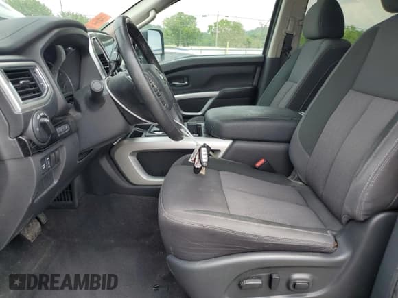 ✅ 2021 Nissan Titan Pro-4X • VIN: 1N6AA1FB9MN515679 • Lot: 60915405. Listed on Copart with 103,900 mi. Free auction sales archive from the USA and detailed vehicle history report at DreamBid. Image 7.