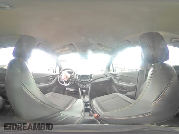 ✅ 2019 Chevrolet Trax LT • VIN: KL7CJLSB5KB919166 • Lot: 52535525. Wystawiony na Copart z przebiegiem 19 764 mil. Bezpłatny archiwum sprzedaży aukcyjnych z USA i szczegółowy raport historii pojazdu na DreamBid. Zdjęcie 14.