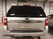 ✅ 2015 Ford Expedition Max XLT • VIN: 1FMJK1JT7FEF07546 • Lot: 42030535. Listed on IAAI with 171,101 mi. Free auction sales archive from the USA and detailed vehicle history report at DreamBid. Image 17.