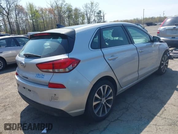 ✅ 2019 Hyundai Elantra • VIN: KMHH35LE8KU106251 • Lot: 42015806. Listed on IAAI with 58,493 mi. Free auction sales archive from the USA and detailed vehicle history report at DreamBid. Image 4.