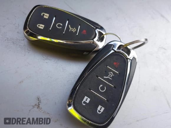 ✅ 2021 Chevrolet Traverse LT Cloth • VIN: 1GNERGKW7MJ236528 • Lot: 43406533. Wystawiony na IAAI z przebiegiem 59 484 mil. Bezpłatny archiwum sprzedaży aukcyjnych z USA i szczegółowy raport historii pojazdu na DreamBid. Zdjęcie 11.