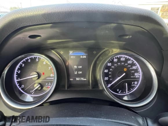 ✅ 2020 Toyota Camry SE • VIN: 4T1G11AK9LU511328 • Лот: 92738975. Опубликован ранее на Copart с пробегом 96 160 миль. Бесплатный доступ к архиву аукционных продаж из США и подробный отчёт об истории автомобиля на DreamBid. Изображение 8.