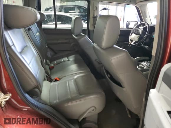 ✅ 2007 Jeep Commander Sport • VIN: 1J8HG48P47C584461 • Lot: 92449625. Wystawiony na Copart z przebiegiem 142 297 mil. Bezpłatny archiwum sprzedaży aukcyjnych z USA i szczegółowy raport historii pojazdu na DreamBid. Zdjęcie 10.