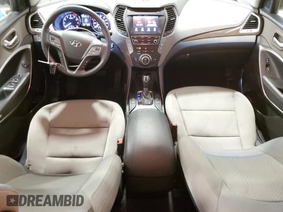 ✅ 2017 Hyundai Santa Fe 2.4L • VIN: 5NMZUDLB7HH052415 • Лот: 60567374. Опубликован ранее на Copart с пробегом 78 291 миль. Бесплатный доступ к архиву аукционных продаж из США и подробный отчёт об истории автомобиля на DreamBid. Изображение 8.