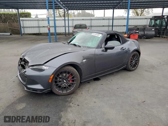 ✅ 2017 Mazda MX-5 Miata Club • VIN: JM1NDAC7XH0123762 • Лот: 96135105. Опубликован ранее на Copart с пробегом 85 489 миль. Бесплатный доступ к архиву аукционных продаж из США и подробный отчёт об истории автомобиля на DreamBid. Изображение 1.