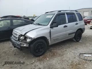 ✅ 2002 Chevrolet Tracker • VIN: 2CNBE13C926934704 • Лот: 70717194. Опубликован ранее на Copart с пробегом 189 076 миль. Бесплатный доступ к архиву аукционных продаж из США и подробный отчёт об истории автомобиля на DreamBid. Изображение 1.