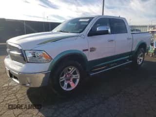 ✅ 2016 Ram 1500 Limited • VIN: 1C6RR7PMXGS239690 • Lot: 77772344. Wystawiony na Copart z przebiegiem 244 264 mil. Bezpłatny archiwum sprzedaży aukcyjnych z USA i szczegółowy raport historii pojazdu na DreamBid. Zdjęcie 1.