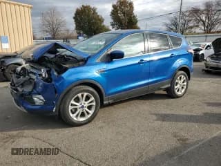 ✅ 2017 Ford Escape SE • VIN: 1FMCU0GD7HUC63080 • Lot: 92862275. Listed on Copart with 55,284 mi. Free auction sales archive from the USA and detailed vehicle history report at DreamBid. Image 1.