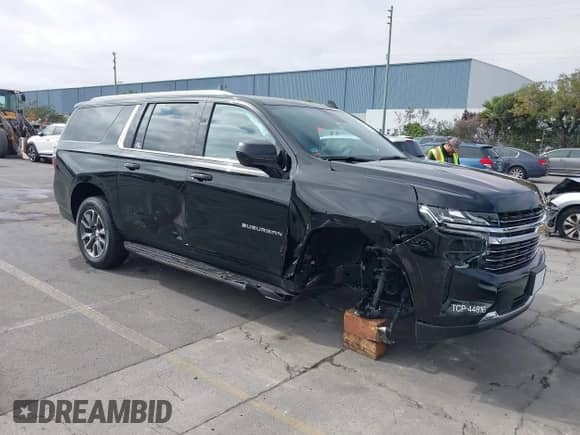 2023 Chevrolet Suburban LT с VIN 1GNSKCKDXPR457822, выставлен на аукционе IAAI как лот 43109746 с пробегом 83 897 миль миль и . История ставок и продаж доступна на DreamBid. Изображение 1.