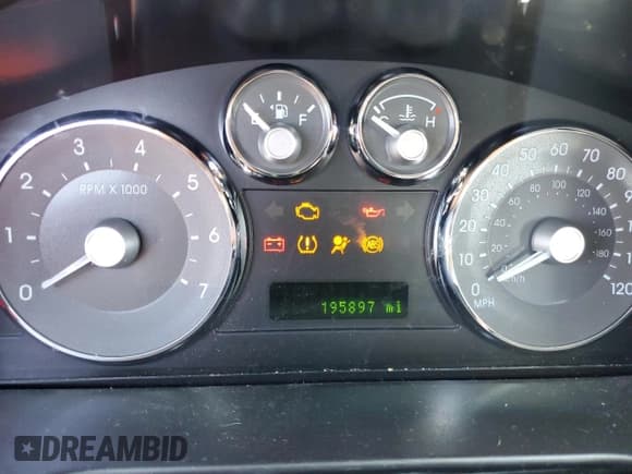 ✅ 2009 Mercury Milan • VIN: 3MEHM07ZX9R601326 • Lot: 70862385. Listed on Copart with 195,897 mi. Free auction sales archive from the USA and detailed vehicle history report at DreamBid. Image 9.