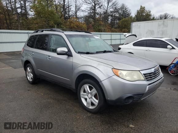 ✅ 2009 Subaru Forester X • VIN: JF2SH63689H767292 • Lot: 87270215. Listed on Copart with 220,151 mi. Free auction sales archive from the USA and detailed vehicle history report at DreamBid. Image 4.