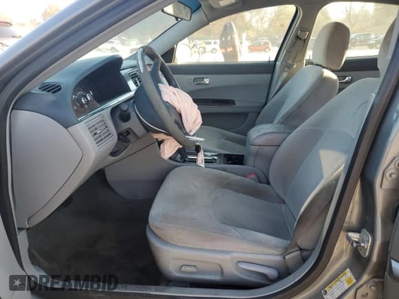 ✅ 2007 Buick LaCrosse CX • VIN: 2G4WC582X71224651 • Lot: 92454165. Listed on Copart with 262,323 mi. Free auction sales archive from the USA and detailed vehicle history report at DreamBid. Image 7.