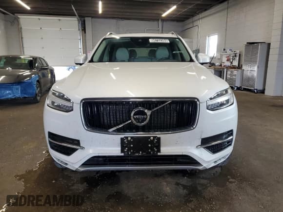 ✅ 2018 Volvo XC90 Momentum • VIN: YV4A22PK5J1369740 • Лот: 90732285. Опубликован ранее на Copart с пробегом 82 762 миль. Бесплатный доступ к архиву аукционных продаж из США и подробный отчёт об истории автомобиля на DreamBid. Изображение 5.