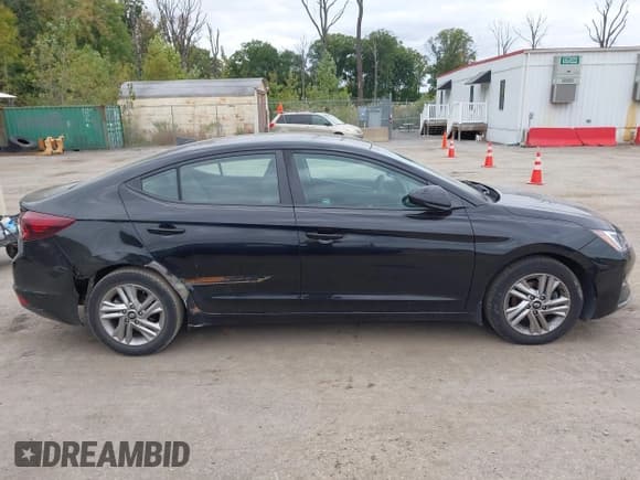 ✅ 2020 Hyundai Elantra Value Edition • VIN: KMHD84LF3LU107120 • Lot: 43429495. Listed on IAAI with 48,437 mi. Free auction sales archive from the USA and detailed vehicle history report at DreamBid. Image 14.