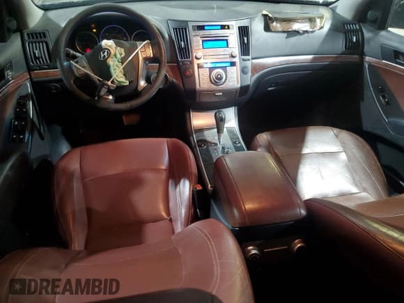 ✅ 2010 Hyundai Veracruz Limited • VIN: KM8NUDCC8AU135420 • Лот: 64364365. Опубликован ранее на Copart с пробегом 229 364 миль. Бесплатный доступ к архиву аукционных продаж из США и подробный отчёт об истории автомобиля на DreamBid. Изображение 8.