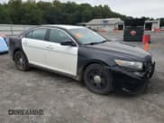 ✅ 2014 Ford Police Interceptor • VIN: 1FAHP2MK0EG148451 • Lot: 69101515. Wystawiony na Copart z przebiegiem 192 918 mil. Bezpłatny archiwum sprzedaży aukcyjnych z USA i szczegółowy raport historii pojazdu na DreamBid. Zdjęcie 4.