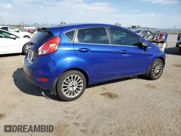 ✅ 2014 Ford Fiesta Titanium • VIN: 3FADP4FJ4EM193784 • Lot: 62900515. Wystawiony na Copart z przebiegiem 104 411 mil. Bezpłatny archiwum sprzedaży aukcyjnych z USA i szczegółowy raport historii pojazdu na DreamBid. Zdjęcie 3.