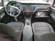 ✅ 2023 Chevrolet Bolt EV 1LT • VIN: 1G1FW6S09P4125986 • Lot: 43266075. Wystawiony na Copart z przebiegiem 16 203 mil. Bezpłatny archiwum sprzedaży aukcyjnych z USA i szczegółowy raport historii pojazdu na DreamBid. Zdjęcie 8.