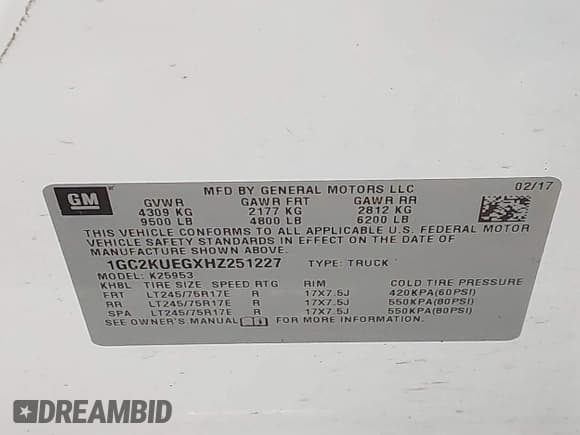 ✅ 2017 Chevrolet Silverado 2500HD Work Truck • VIN: 1GC2KUEGXHZ251227 • Lot: 42331950. Wystawiony na IAAI z przebiegiem 160 592 mil. Bezpłatny archiwum sprzedaży aukcyjnych z USA i szczegółowy raport historii pojazdu na DreamBid. Zdjęcie 9.