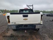 ✅ 2010 Chevrolet Silverado 1500 • VIN: 1GCSKTE21AZ134155 • Lot: 56755525. Wystawiony na Copart z przebiegiem 170 125 mil. Bezpłatny archiwum sprzedaży aukcyjnych z USA i szczegółowy raport historii pojazdu na DreamBid. Zdjęcie 6.