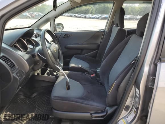 ✅ 2008 Honda Fit • VIN: JHMGD38468S018402 • Lot: 65961314. Listed on Copart with 99,093 mi. Free auction sales archive from the USA and detailed vehicle history report at DreamBid. Image 7.