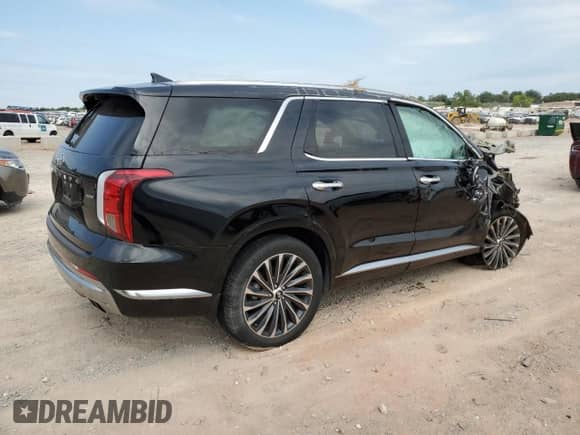 2023 Hyundai Palisade Calligraphy с VIN KM8R7DGE7PU545624, выставлен на аукционе Copart как лот 67862264 с пробегом Не указан миль и Списание • Salvage title. История ставок и продаж доступна на DreamBid. Изображение 3.