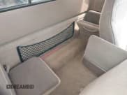 ✅ 1996 Mazda B-Series • VIN: 4F4CR17X1TTM05189 • Lot: 42009381. Wystawiony na IAAI z przebiegiem 127 675 mil. Bezpłatny archiwum sprzedaży aukcyjnych z USA i szczegółowy raport historii pojazdu na DreamBid. Zdjęcie 8.