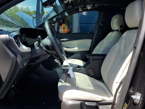 ✅ 2024 Buick Encore GX Preferred • VIN: KL4AMBSL3RB011338 • Лот: 56417325. Опубликован ранее на Copart с пробегом 37 598 миль. Бесплатный доступ к архиву аукционных продаж из США и подробный отчёт об истории автомобиля на DreamBid. Изображение 7.