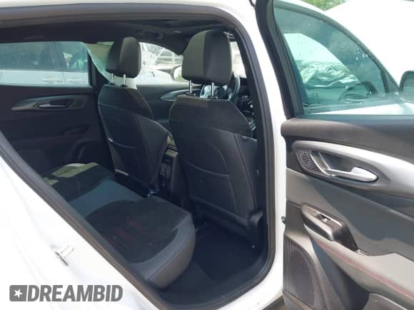 2024 Dodge Hornet GT z VIN ZACNDFANXR3A36879, wystawiony jako IAAI lot #42390944 z przebiegiem 2 677 mil mil oraz . Historia ofert i sprzedaży dostępna na DreamBid. Obrazek 8.