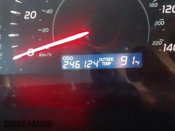 ✅ 2009 Toyota Camry LE • VIN: 4T1BE46K19U335280 • Lot: 43714398. Wystawiony na IAAI z przebiegiem 246 124 mil. Bezpłatny archiwum sprzedaży aukcyjnych z USA i szczegółowy raport historii pojazdu na DreamBid. Zdjęcie 7.