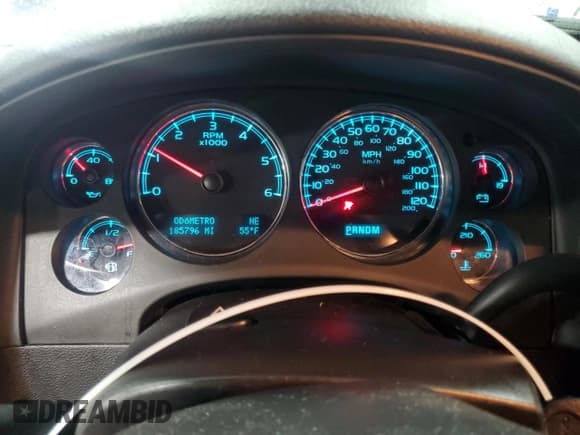 ✅ 2010 GMC Yukon Denali • VIN: 1GKUKEEF9AR278130 • Lot: 65944035. Wystawiony na Copart z przebiegiem 185 796 mil. Bezpłatny archiwum sprzedaży aukcyjnych z USA i szczegółowy raport historii pojazdu na DreamBid. Zdjęcie 9.