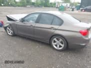 ✅ 2015 BMW 3 Series 320i • VIN: WBA3B1G56FNT63135 • Lot: 42244926. Wystawiony na IAAI z przebiegiem Nie podano. Bezpłatny archiwum sprzedaży aukcyjnych z USA i szczegółowy raport historii pojazdu na DreamBid. Zdjęcie 3.