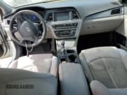 ✅ 2017 Hyundai Sonata SE • VIN: 5NPE24AF7HH481003 • Lot: 50772543. Listed on Copart with 117,792 mi. Free auction sales archive from the USA and detailed vehicle history report at DreamBid. Image 8.