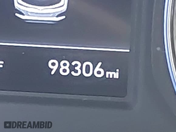 ✅ 2020 Hyundai Kona SE • VIN: KM8K12AA2LU474596 • Лот: 43411037. Опубликован ранее на IAAI с пробегом 98 306 миль. Бесплатный доступ к архиву аукционных продаж из США и подробный отчёт об истории автомобиля на DreamBid. Изображение 15.