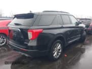 ✅ 2023 Ford Explorer XLT • VIN: 1FMSK8DH0PGB87612 • Lot: 43670434. Wystawiony na IAAI z przebiegiem 28 447 mil. Bezpłatny archiwum sprzedaży aukcyjnych z USA i szczegółowy raport historii pojazdu na DreamBid. Zdjęcie 4.