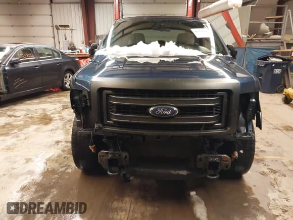 ✅ 2014 Ford F-150 XL • VIN: 1FTEX1EM7EKF80930 • Lot: 41568686. Wystawiony na IAAI z przebiegiem 204 199 mil. Bezpłatny archiwum sprzedaży aukcyjnych z USA i szczegółowy raport historii pojazdu na DreamBid. Zdjęcie 6.