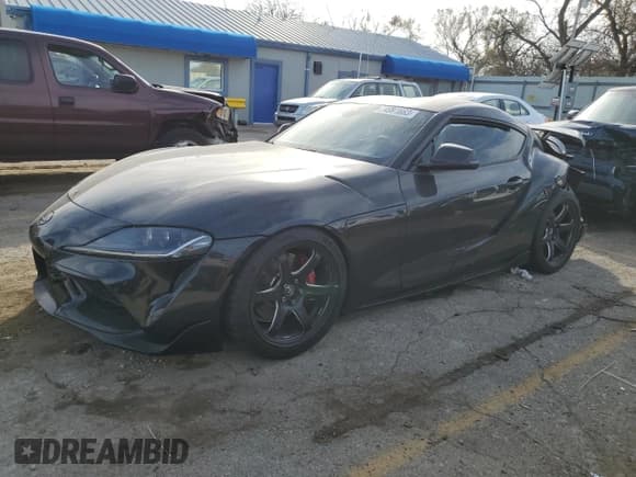 ✅ 2021 Toyota Supra 3.0 • VIN: WZ1DB0C06MW036853 • Лот: 74991663. Опубликован ранее на Copart с пробегом Не указан. Бесплатный доступ к архиву аукционных продаж из США и подробный отчёт об истории автомобиля на DreamBid. Изображение 1.