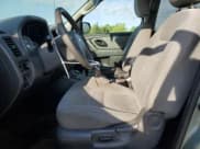 ✅ 2005 Ford Escape Hybrid • VIN: 1FMCU96HX5KC45835 • Lot: 55238065. Listed on Copart with 223,769 mi. Free auction sales archive from the USA and detailed vehicle history report at DreamBid. Image 7.