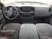 ✅ 2008 Dodge 1500 SLT • VIN: 1D7HA18N88J197100 • Лот: 72083795. Опубликован ранее на Copart с пробегом 251 722 миль. Бесплатный доступ к архиву аукционных продаж из США и подробный отчёт об истории автомобиля на DreamBid. Изображение 8.