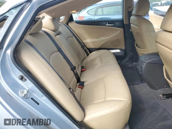 ✅ 2011 Hyundai Sonata Limited • VIN: 5NPEC4AC2BH173103 • Lot: 73710894. Wystawiony na Copart z przebiegiem 111 428 mil. Bezpłatny archiwum sprzedaży aukcyjnych z USA i szczegółowy raport historii pojazdu na DreamBid. Zdjęcie 10.