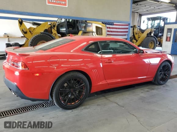 ✅ 2015 Chevrolet Camaro SS • VIN: 2G1FJ1EW4F9290499 • Lot: 81841165. Wystawiony na Copart z przebiegiem 34 256 mil. Bezpłatny archiwum sprzedaży aukcyjnych z USA i szczegółowy raport historii pojazdu na DreamBid. Zdjęcie 3.