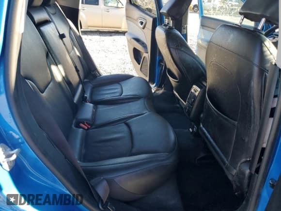 ✅ 2022 Jeep Compass Latitude Lux • VIN: 3C4NJDFB1NT195801 • Lot: 86676235. Wystawiony na Copart z przebiegiem 52 537 mil. Bezpłatny archiwum sprzedaży aukcyjnych z USA i szczegółowy raport historii pojazdu na DreamBid. Zdjęcie 11.