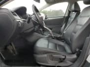 ✅ 2013 Volkswagen Jetta TDI w/Premium/Nav • VIN: 3VWLL7AJ0DM365492 • Lot: 85864835. Wystawiony na Copart z przebiegiem 162 918 mil. Bezpłatny archiwum sprzedaży aukcyjnych z USA i szczegółowy raport historii pojazdu na DreamBid. Zdjęcie 7.