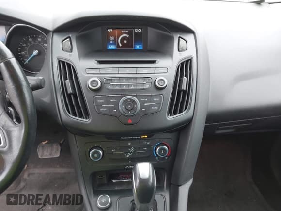 ✅ 2015 Ford Focus SE • VIN: 1FADP3F21FL238038 • Лот: 43666064. Опубликован ранее на IAAI с пробегом 106 447 миль. Бесплатный доступ к архиву аукционных продаж из США и подробный отчёт об истории автомобиля на DreamBid. Изображение 14.