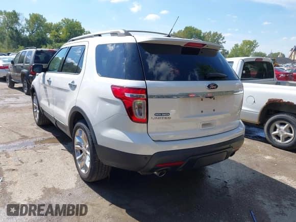 ✅ 2015 Ford Explorer Limited • VIN: 1FM5K8F89FGB11024 • Лот: 43323664. Опубликован ранее на IAAI с пробегом 205 167 миль. Бесплатный доступ к архиву аукционных продаж из США и подробный отчёт об истории автомобиля на DreamBid. Изображение 3.