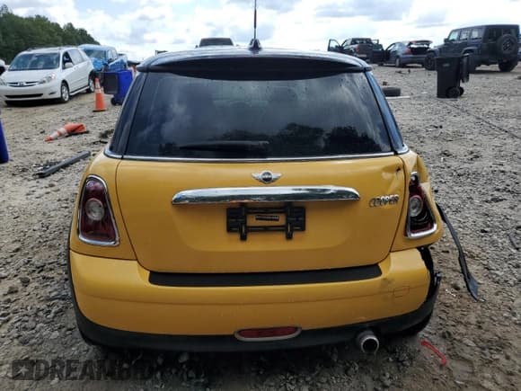 ✅ 2009 MINI Hardtop • VIN: WMWMF33559TT69759 • Lot: 85384565. Wystawiony na Copart z przebiegiem 87 474 mil. Bezpłatny archiwum sprzedaży aukcyjnych z USA i szczegółowy raport historii pojazdu na DreamBid. Zdjęcie 6.