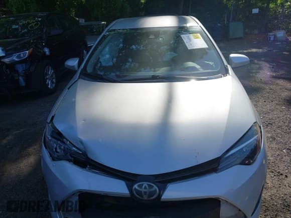 ✅ 2018 Toyota Corolla L • VIN: 2T1BURHE6JC010315 • Lot: 42176684. Listed on IAAI with 75,262 mi. Free auction sales archive from the USA and detailed vehicle history report at DreamBid. Image 12.